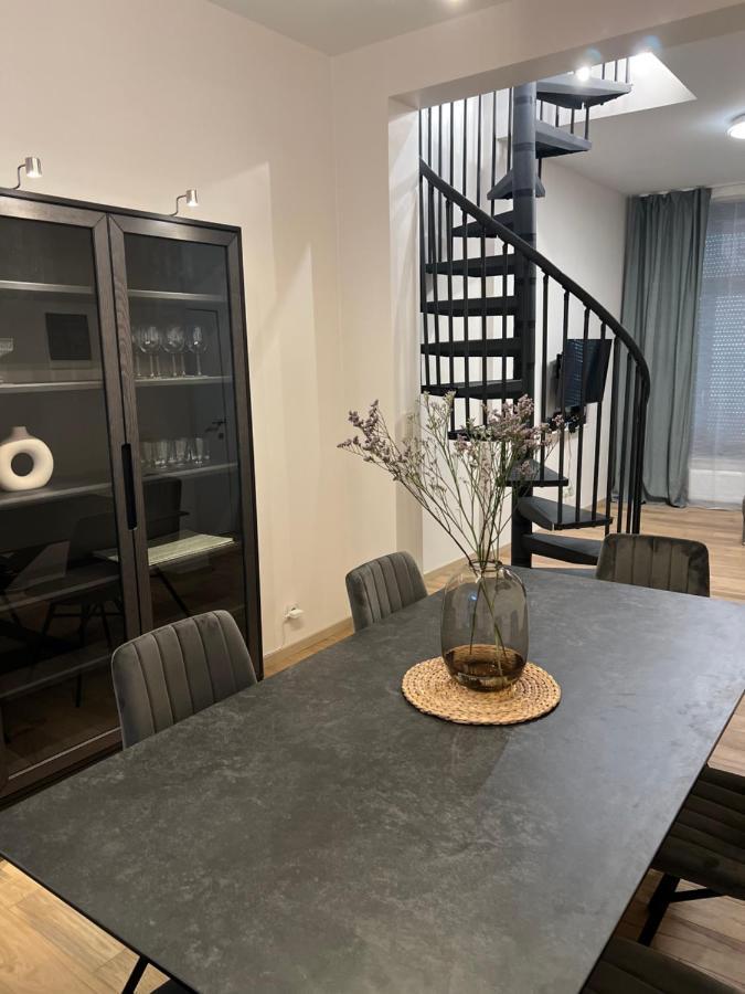 Exclusive Two-Level Apartment With Private Terrace On The Canal Bruselas Exterior foto