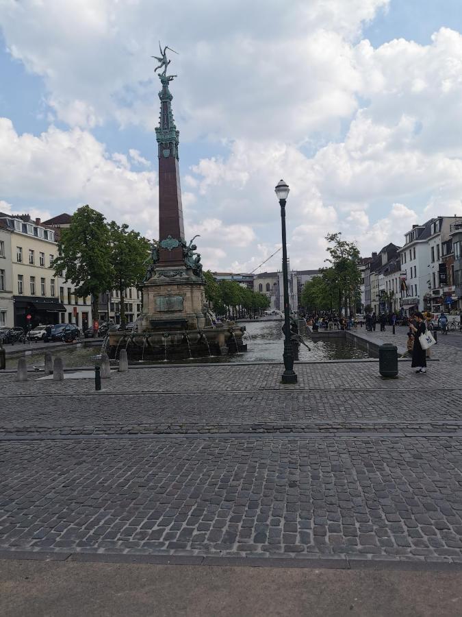 Exclusive Two-Level Apartment With Private Terrace On The Canal Bruselas Exterior foto