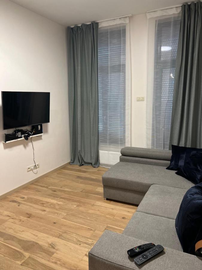 Exclusive Two-Level Apartment With Private Terrace On The Canal Bruselas Exterior foto